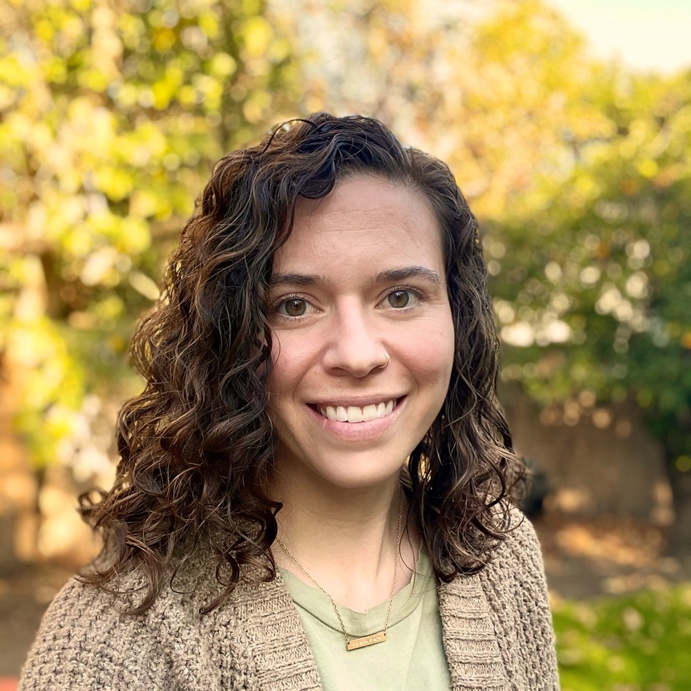 Meet your Posher, Alanna